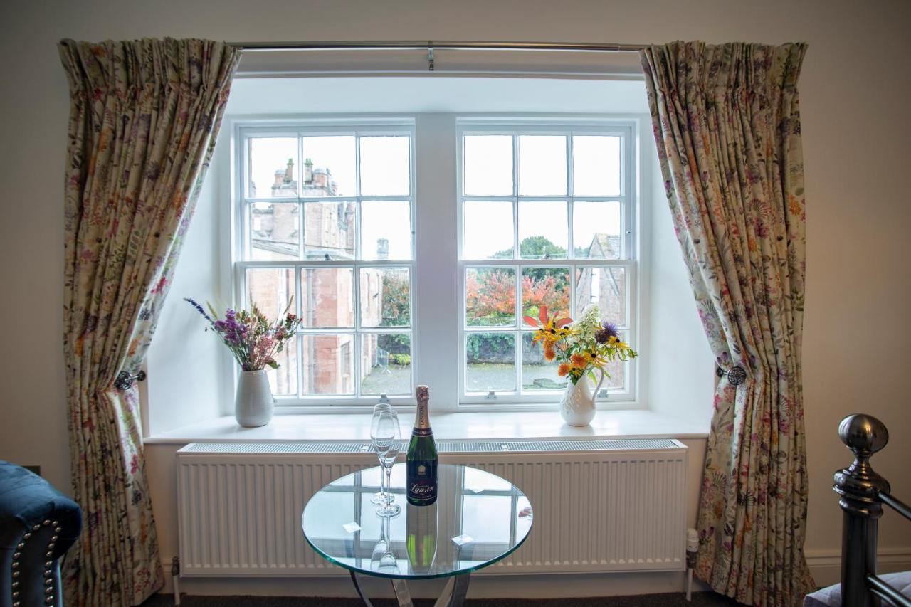 Stableyard Studio: Drumlanrig Castle Thornhill  Buitenkant foto